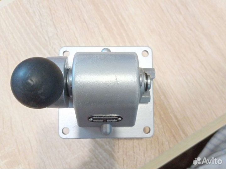 Кран гедровлический двух ходовой