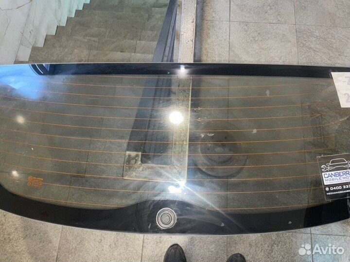 Стекло крышки багажника Hyundai Solaris хетчбек