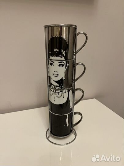 Набор чашек с Одри Хепберн