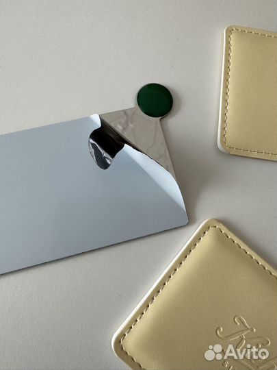 Зеркало карманное Kiehls