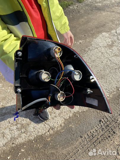 Задние фары priora