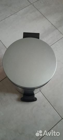 Мусорное ведро 20л с педалью