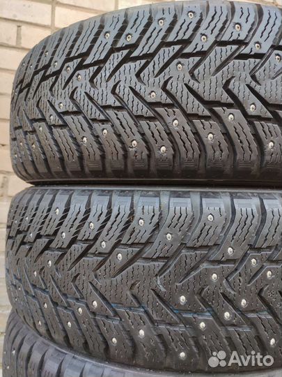 Nokian Tyres Hakkapeliitta 8 SUV 215/65 R16 102T