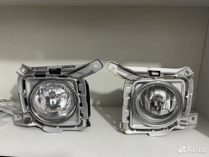 Противотуманки птф Land Cruiser 200 оригинал