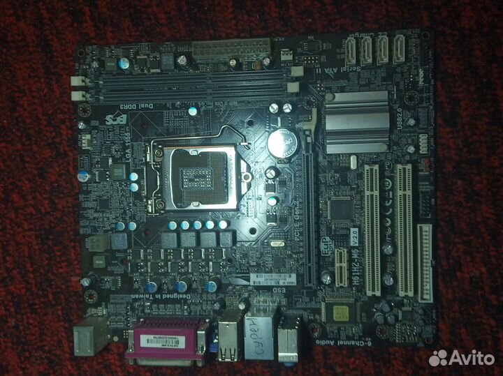 Материнская плата