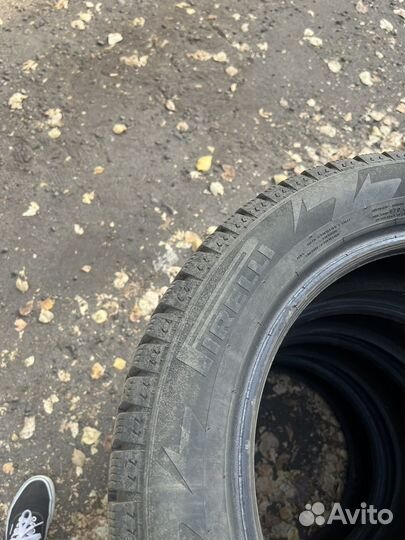 Pirelli Ice Zero 205/55 R16