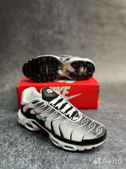 Кроссовки Nike Air Max tn plus