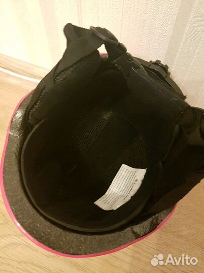 Горнолыжный шлем