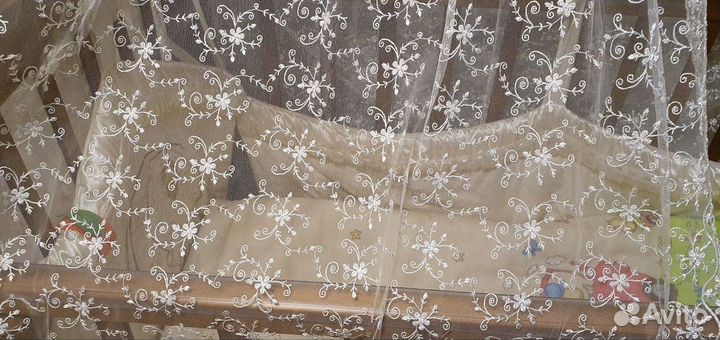 Детская кроватка с поперечным маятником