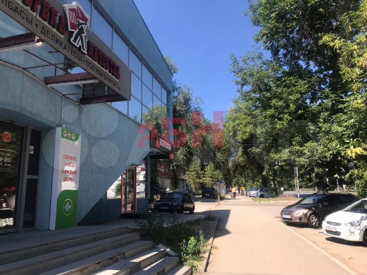 Сдам торговое помещение, 213 м²