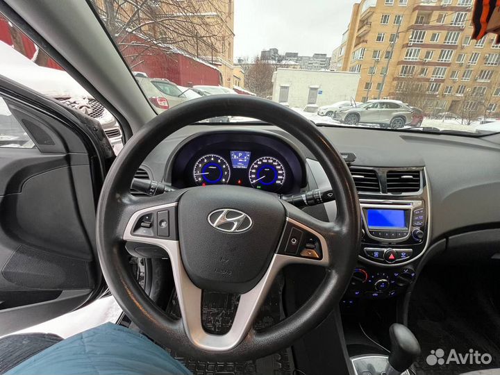 Hyundai Solaris 1.4 AT, 2014, 134 100 км