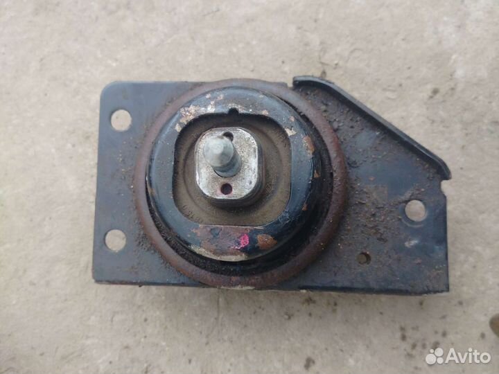Крепление двигателя подушка kia rio 2