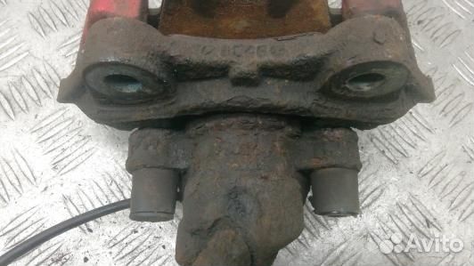 Суппорт тормозной задний правый mercedes benz M-cl