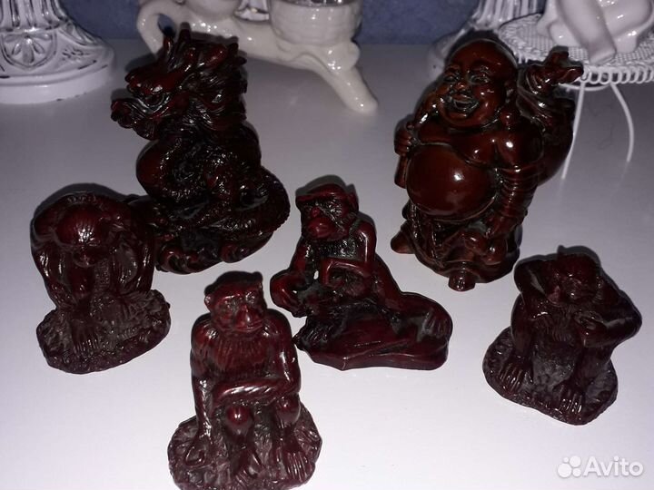 Статуетки'сувениры,нецки,копилки