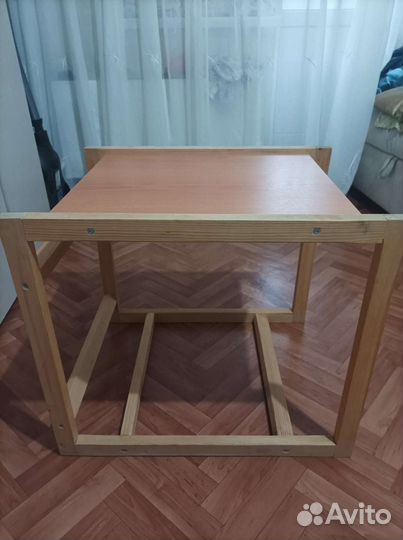 Детский столик