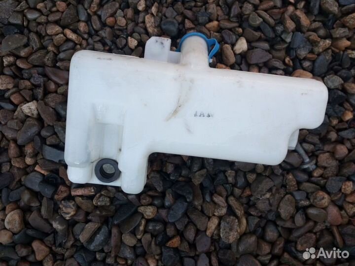 Бачок омывателя Kia Sportage 1