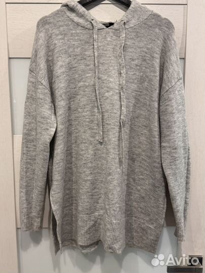 Свитер женский