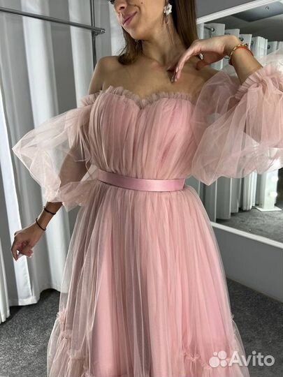 Вечернее платье