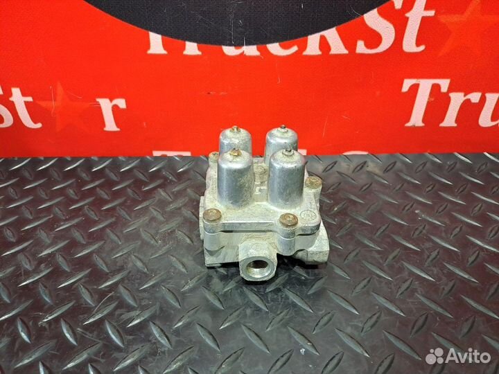 Кран 4-х контурный