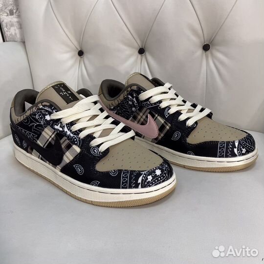 Кеды Nike sb Dunk Low Travis Scott Cactus Jack