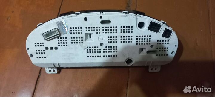 Приборная панель hyundai grand starex 2007