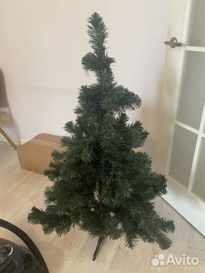 Елка искусственная