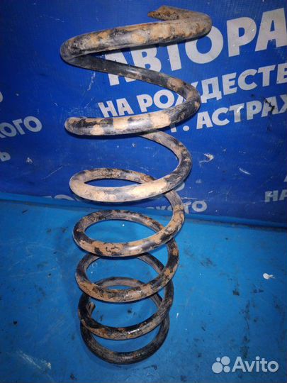 Задняя пружина Kia Rio 3 седан G4FC 2012