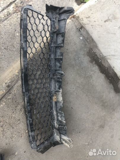 Решетка радиатора mazda 3 bk