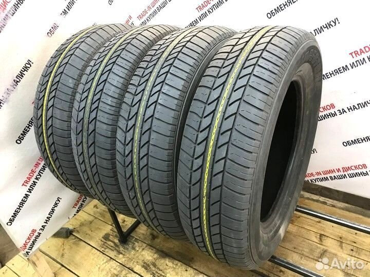 Bridgestone Dueler H/L 400 215/70 R17
