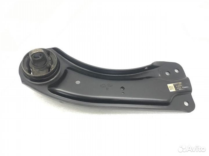 Рычаг подвески задний правый Kia K5 2021