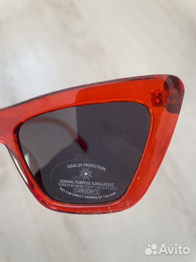 Солнцезащитные очки женские mango