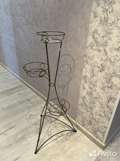 Подставка для цветов