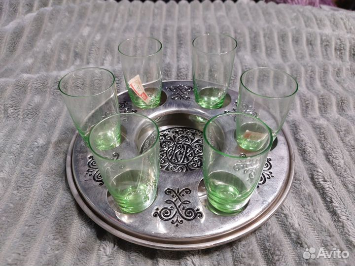 Подставка для рюмок и бутылки с рюмками СССР