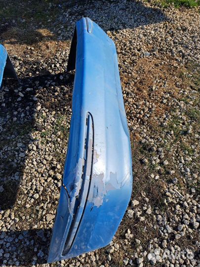 Бампер задний на лянча либра