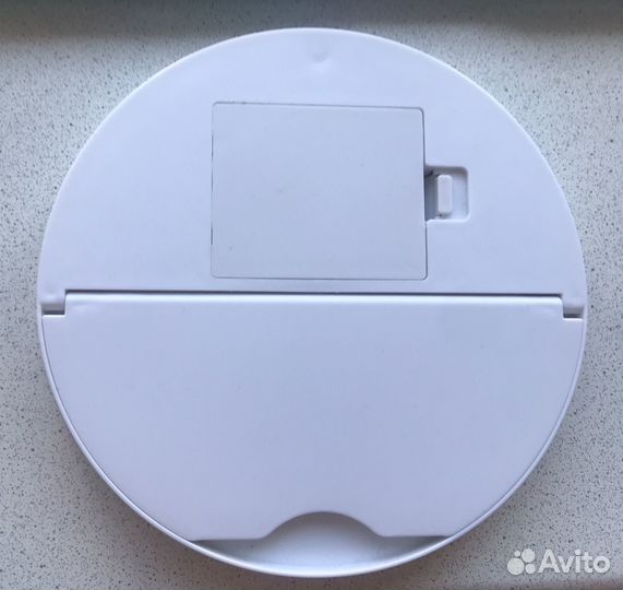 Настольное зеркало с подсветкой