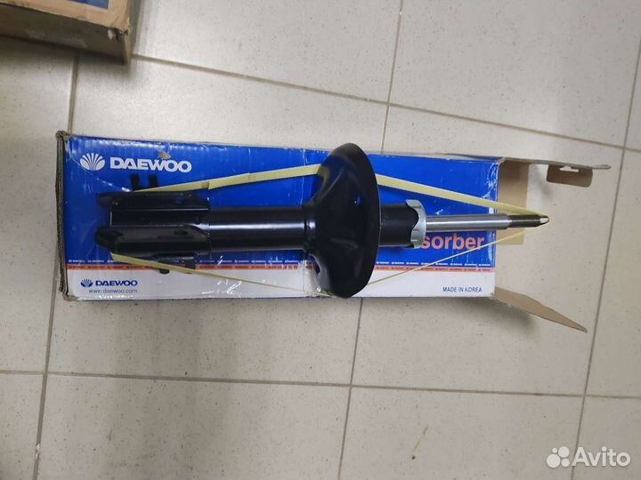 Стойка для hyundai accent