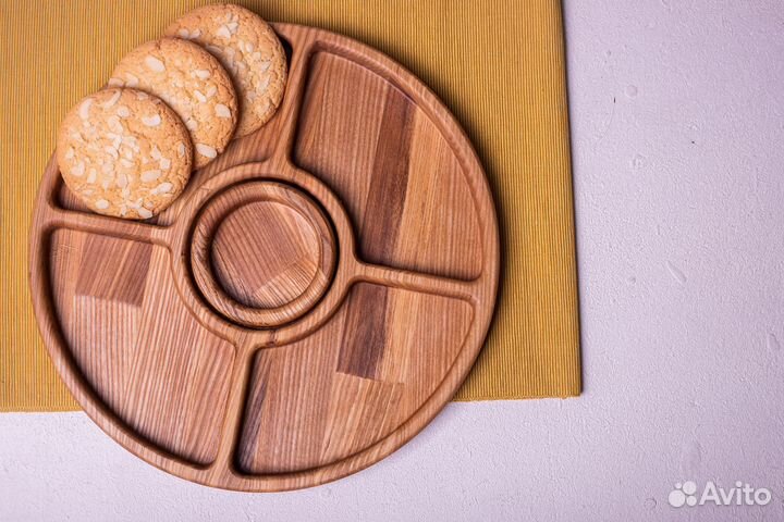 Менажница деревянная с соусницей