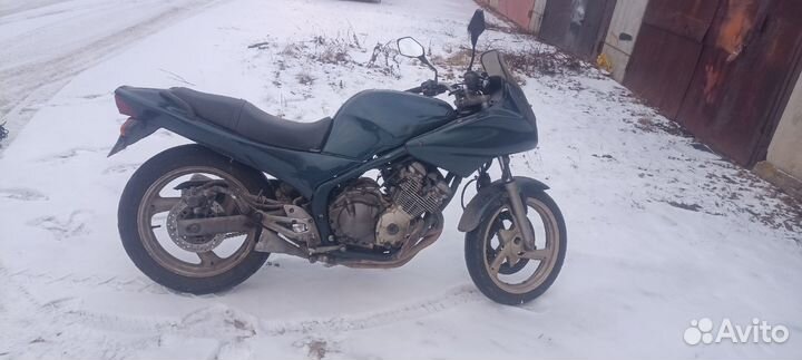 Yamaha XJ400 Diversion