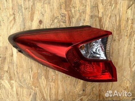 Toyota C-HR фонарь задний левый дорестайлинг