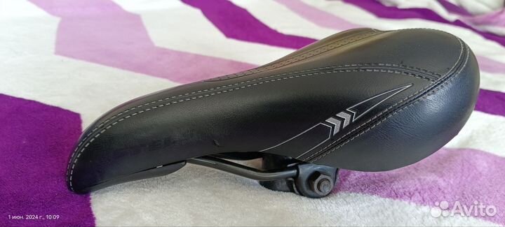 Седло для велосипеда кожаное
