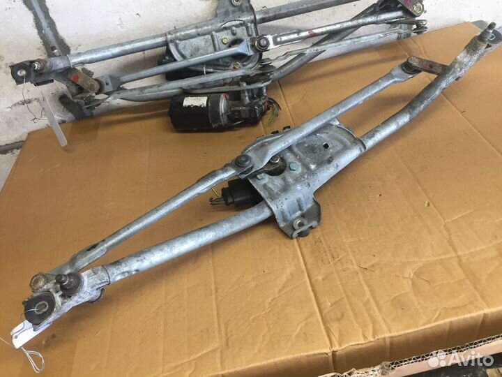 Трапеция стеклоочистителя 8D1955605B VW Passat b5