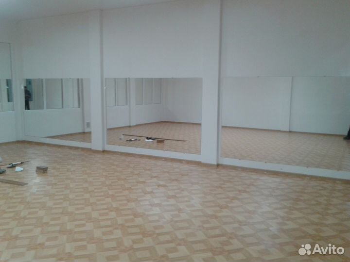 Услуги по установке стекла и зеркал