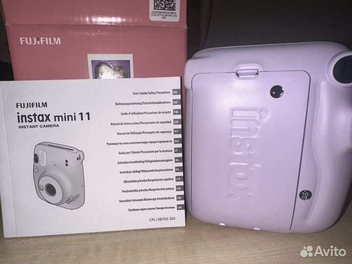 Фотоаппарат мгновенной печати instax mini 11