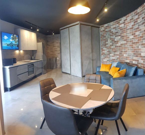 2-к. квартира, 54 м², 9/17 эт.