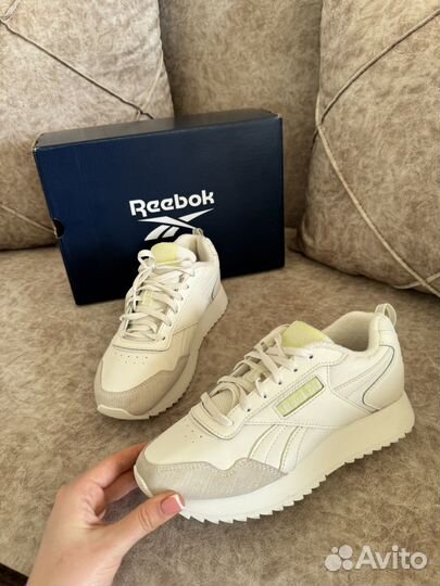 Кроссовки reebok женские 36-37