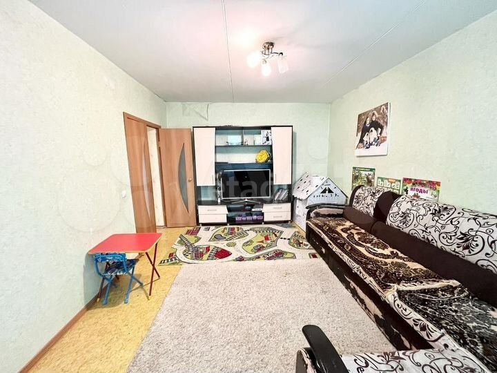2-к. квартира, 60 м², 4/9 эт.