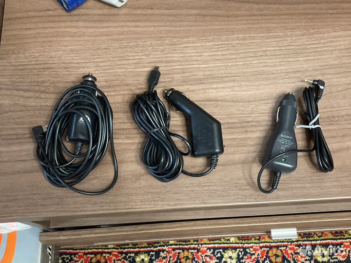 Автомобильные адаптеры mini usb и пальчик Sony