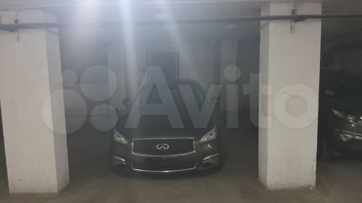 Машиноместо, 18 м²