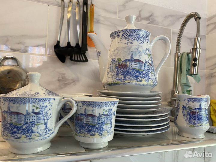 Комплект посуды Eagle