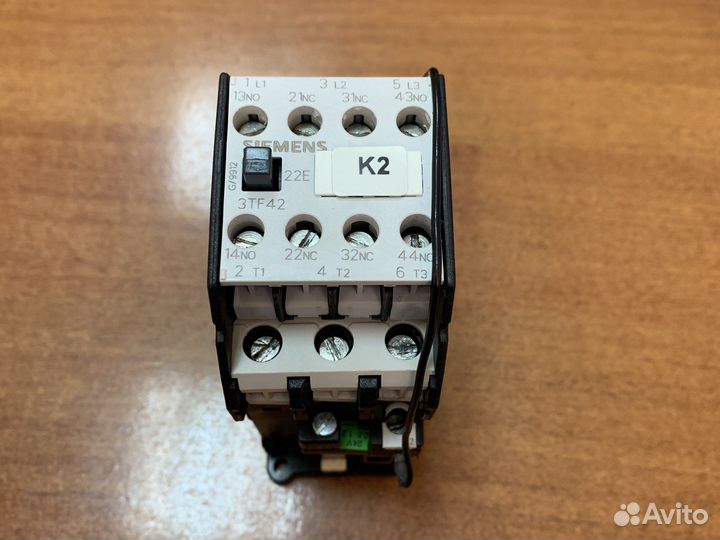 Контактор 3TF42 Siemens